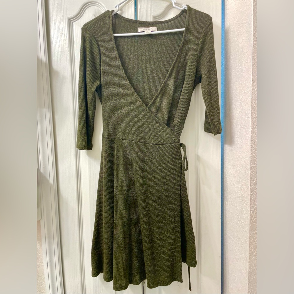 “V” Neck 3/4 Sleeve Adam Levine wrap dress